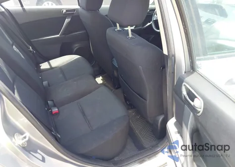 2011 Mazda Mazda3 I Sport z USA, uszkodzony, nr VIN JM1BL1UF4B1396385